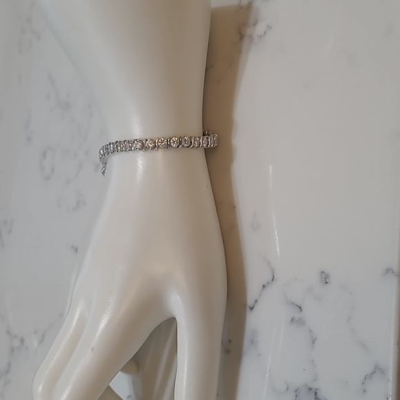 Diamonique Tennis Bracelet - Picture 5 of 7